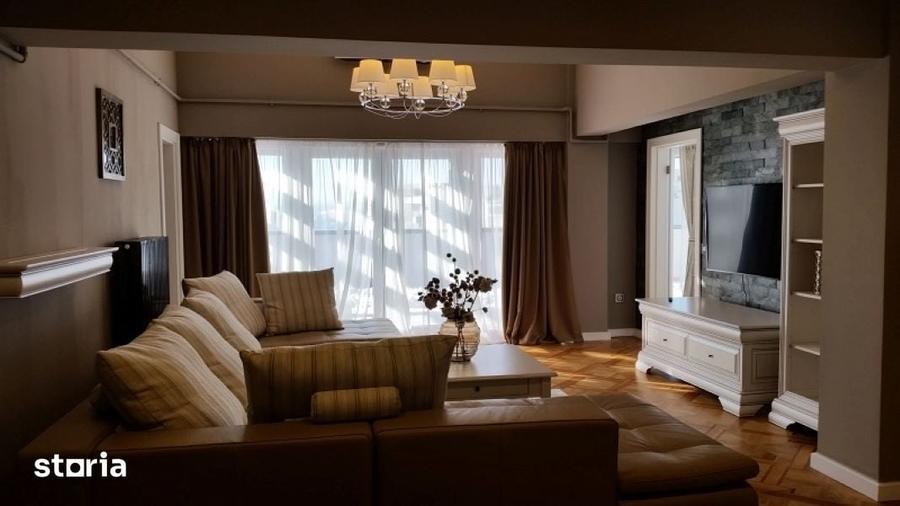 Apartament cu 4 camere decomandat în Șelimbăr