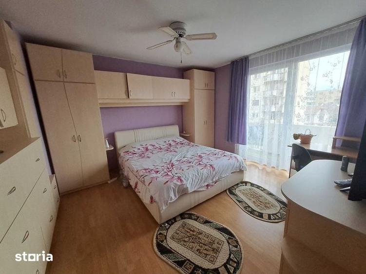 Apartament cu 2 camere decomandat în Central