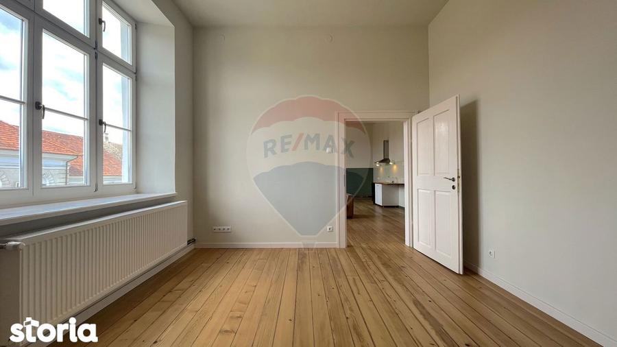 Spațiu comercial, de 100 mp, în Bod
