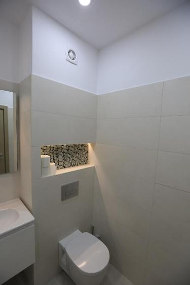 Apartament cu 2 camere semidecomandat, mobilat în Banu Manta