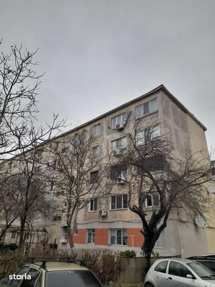 Apartament cu 3 camere decomandat în ICIL