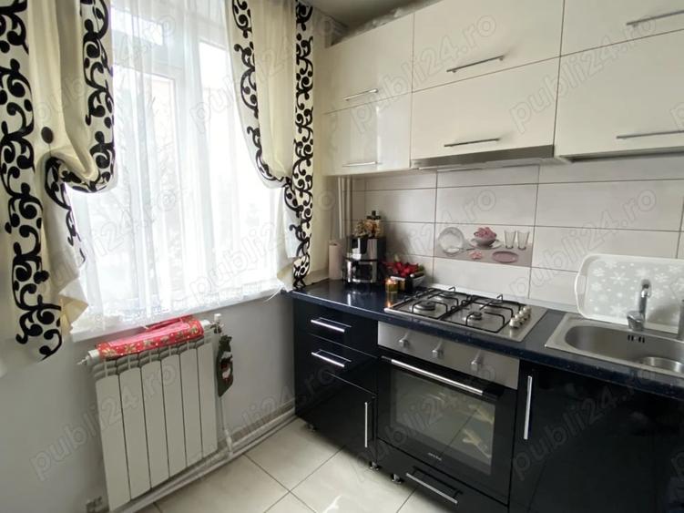 Apartament cu 2 camere decomandat în Mărăței