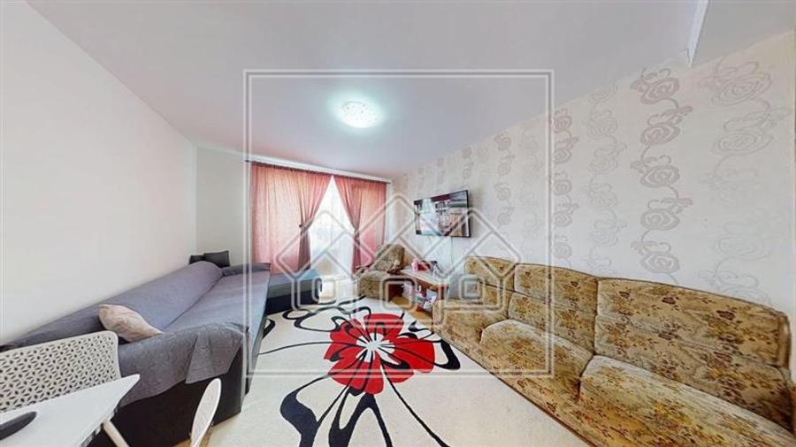 Apartament cu 2 camere nedecomandat în Arhitecților - Calea Cisnădiei