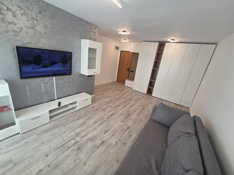 Apartament cu 2 camere decomandat în Platoul Izvor