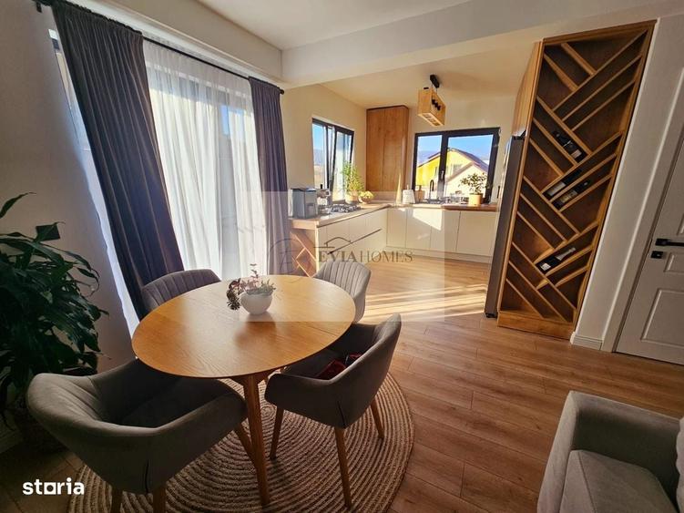 Casă cu 4 camere în Dâmbul Rotund