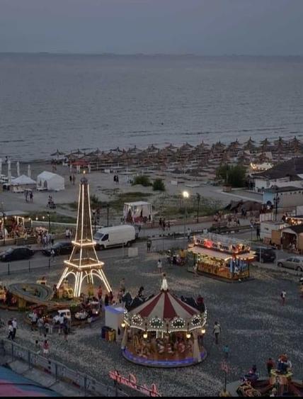 Garsonieră circulară, mobilată în Nord