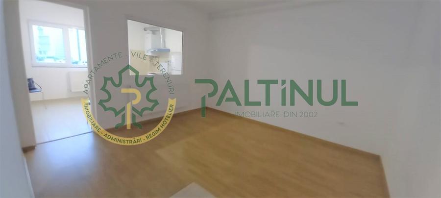 Apartament cu 2 camere decomandat în Periferie