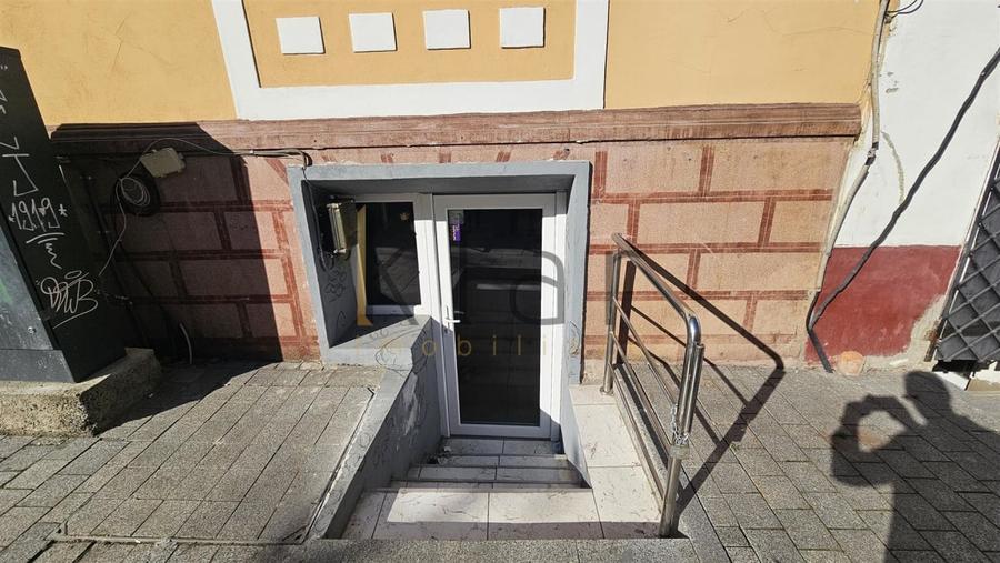 NOU !!!! Spatiu comercial 18mpCentralTurnul Pompierilor - 2