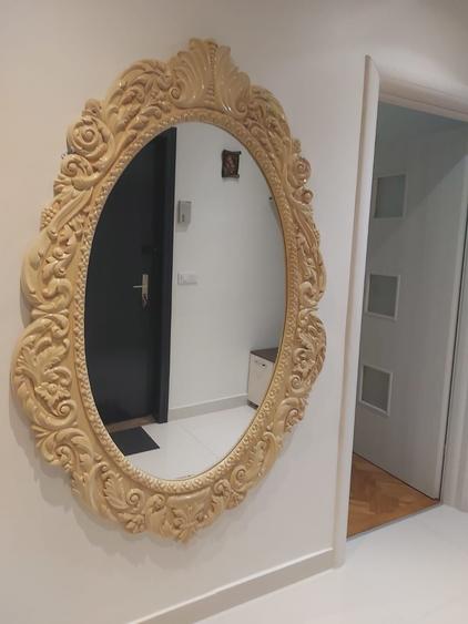 Apartament cu 2 camere decomandat în City Park Mall