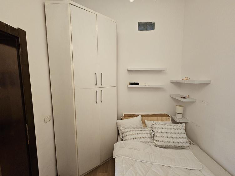 Inchiriez apartament 2 camere Splaiul Titulescu - 1
