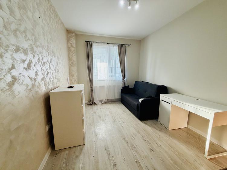 Apartament cu 3 camere decomandat, mobilat în Chiajna