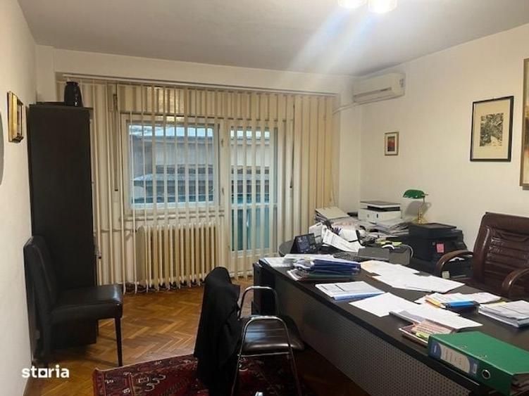 Apartament 3 camere, balcon, etaj 4, centrala - 2