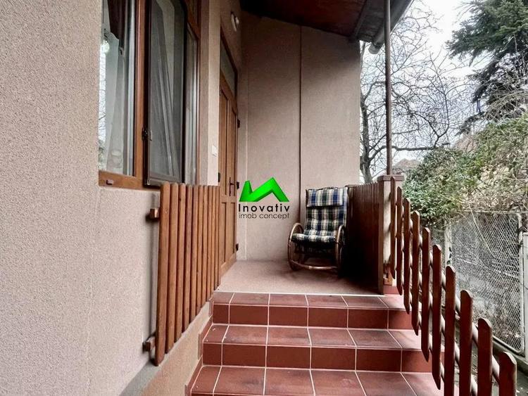 Apartament cu 3 camere decomandat, mobilat în Central