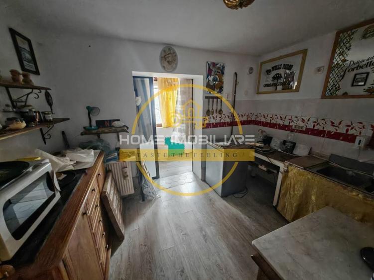 Apartament cu 4 camere decomandat, mobilat în Dacia