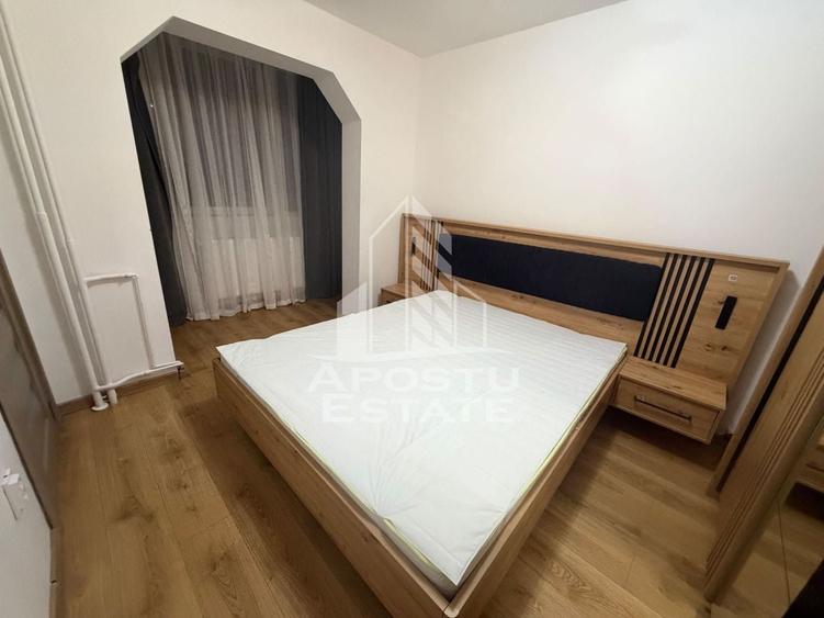 Apartament cu 2 camere decomandat în Semicentral