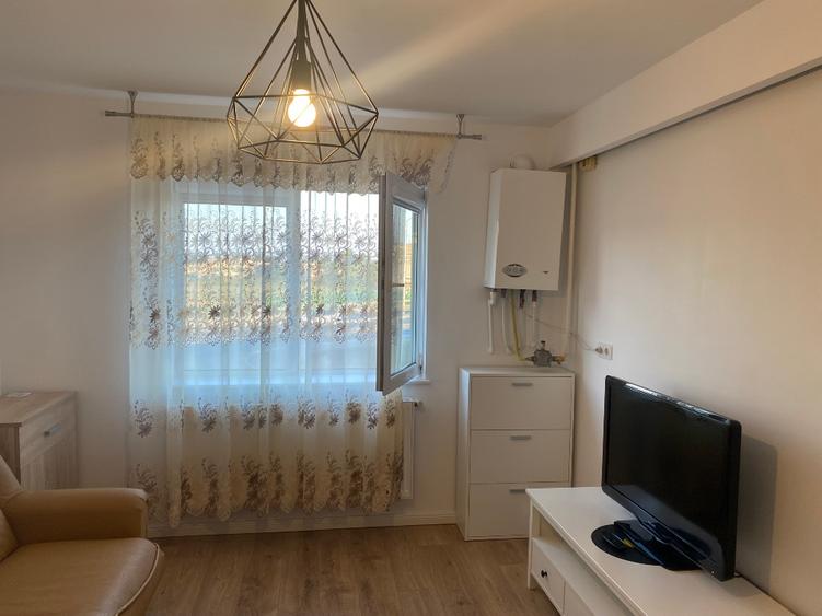 Garsonieră decomandată în Mărăști