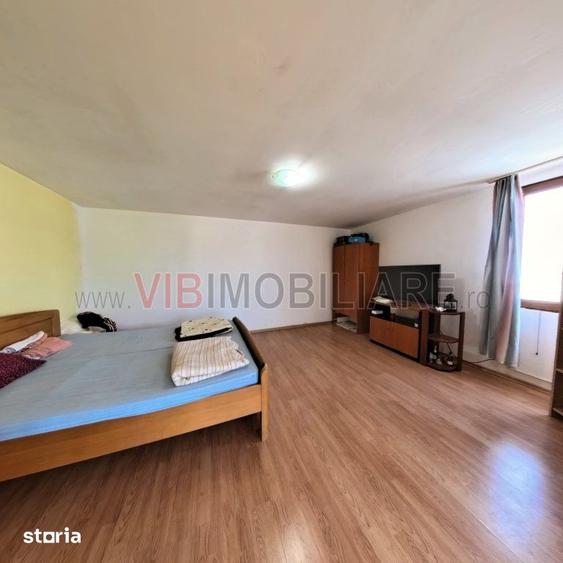 Casă cu 3 camere cu Teren 253 Mp în Giulești