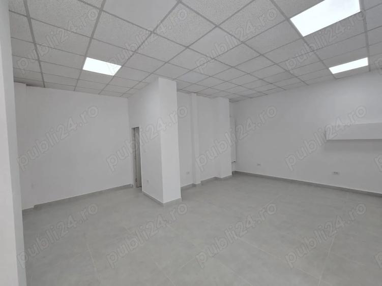Spațiu comercial, de 52 mp, în Central