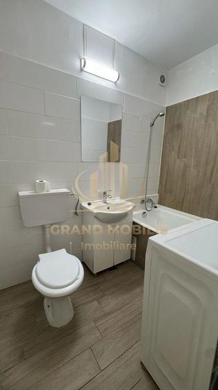 Garsonieră semidecomandată în Girocului