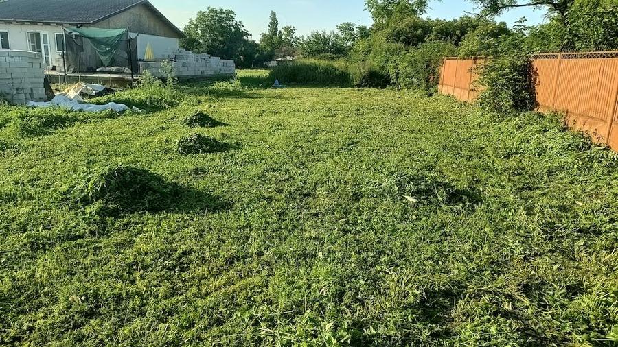 Teren de 300 mp, în Limpeziș