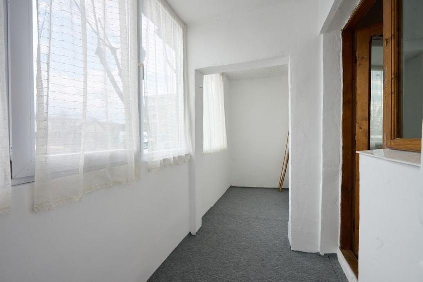 Apartament cu 2 camere decomandat, mobilat în Războieni