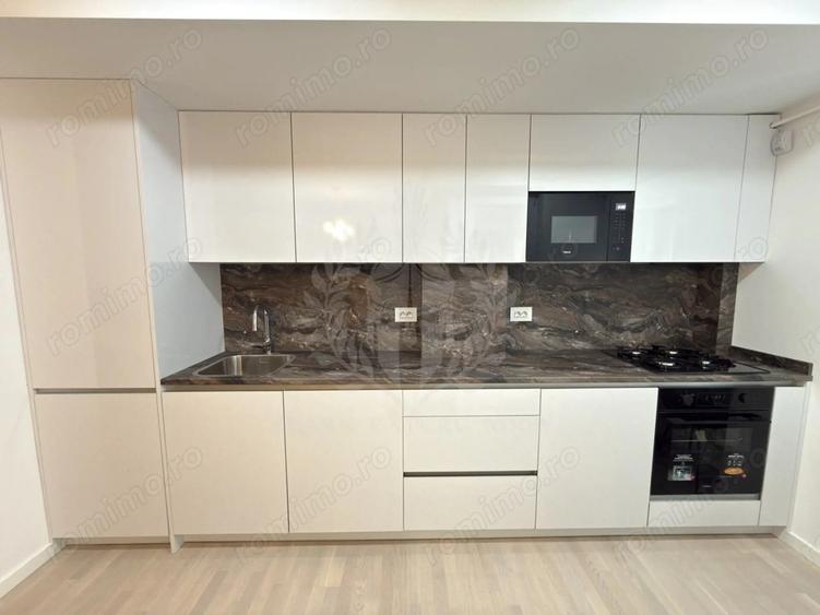 Apartament cu 3 camere, mobilat în Ultracentral