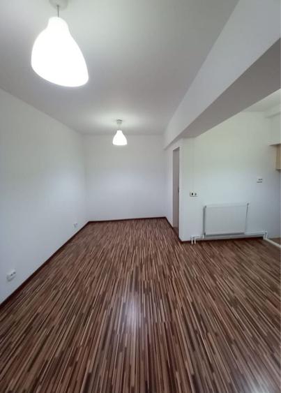 Casă cu 4 camere în Progresul