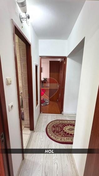 Apartament cu 3 camere decomandat, mobilat în Vasile Alecsandri