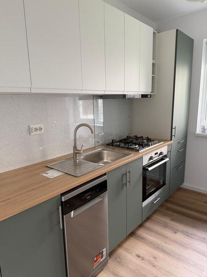 Apartament cu 2 camere decomandat în Florești