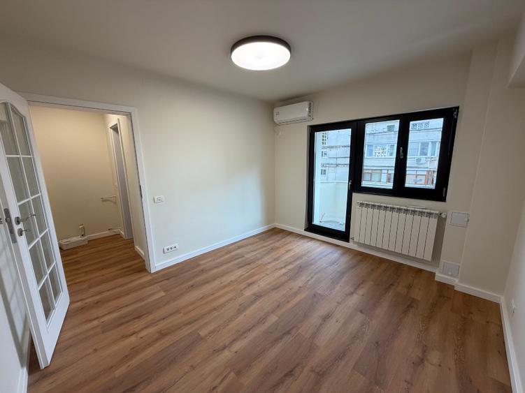 Apartament cu 3 camere decomandat în Unirii