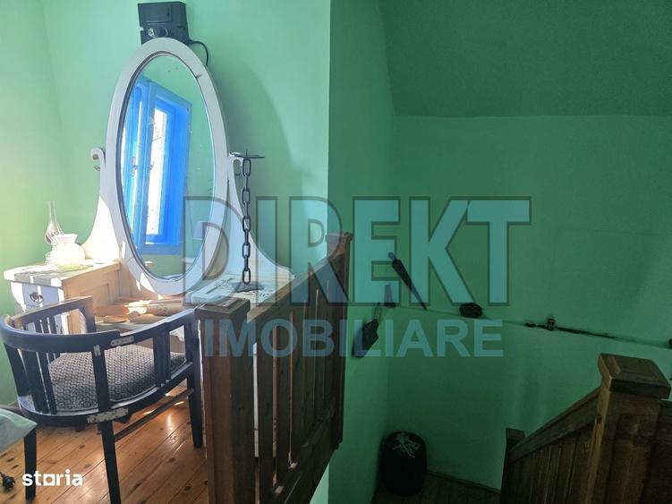Casă cu 4 camere în Colibița