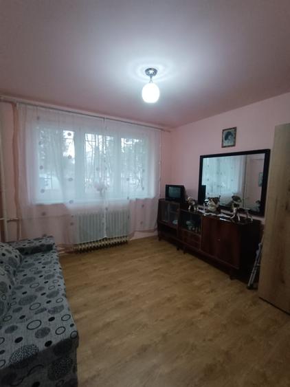 Apartament cu 2 camere în Gheorgheni — fotografia 1