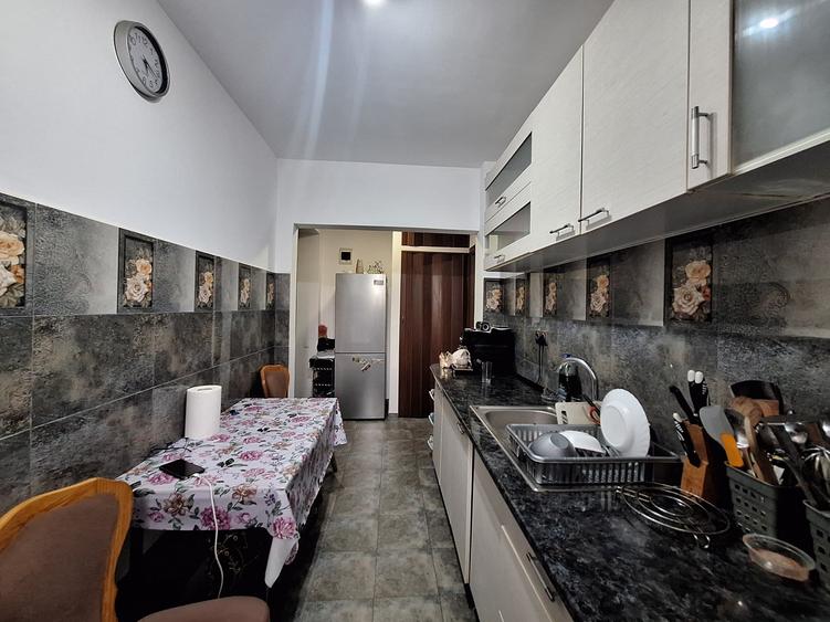 Apartament decomandat, 44 mp, parcare, strada Cetatii - 4