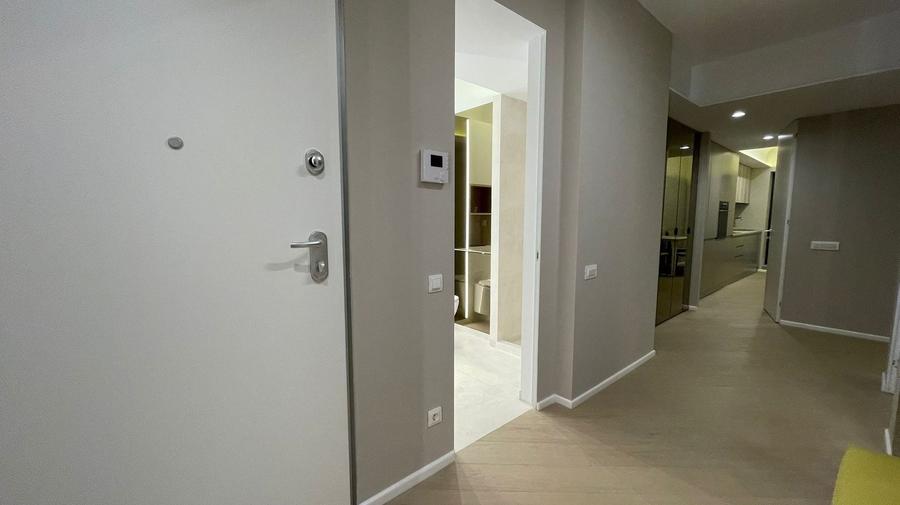 Apartament cu 3 camere decomandat, mobilat în Cotroceni