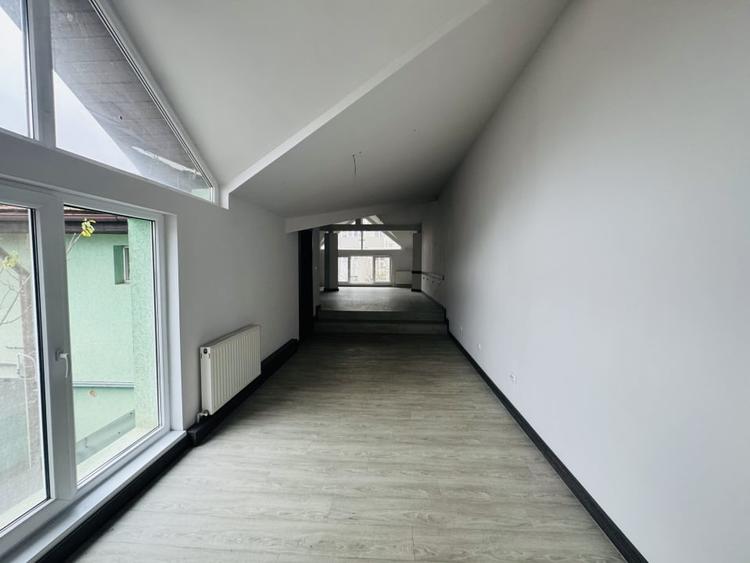 Spațiu comercial, de 143 mp, în Lipovei