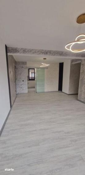 Casă cu 4 camere cu Teren 570 Mp în Hemeiuș