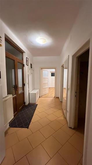 Casă cu 3 camere cu Teren 100 Mp în Brașovul Vechi