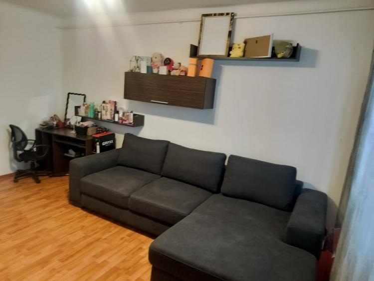 Apartament cu 2 camere decomandat, mobilat în Rovine