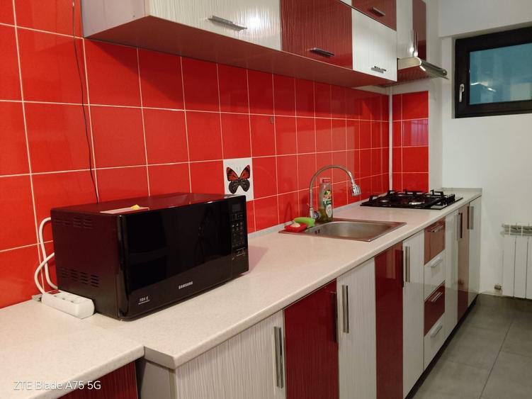 Apartament cu 2 camere, mobilat în Splaiul Unirii