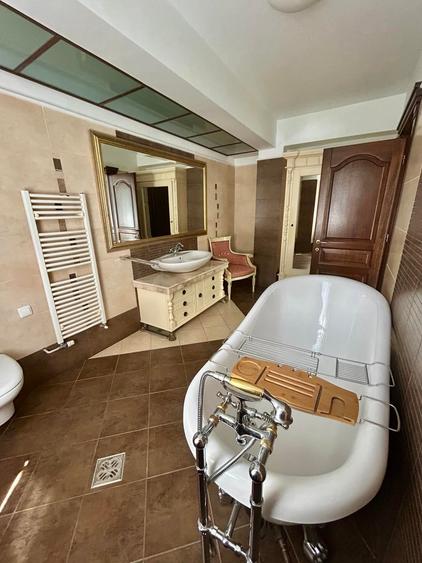 Vilă Exclusivistă Split-Level D+P+1+M Bucium Releu 332mp, mobilată LUX - 30
