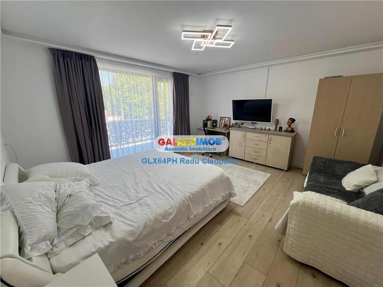 Casă cu 8 camere cu Piscina în Bănești