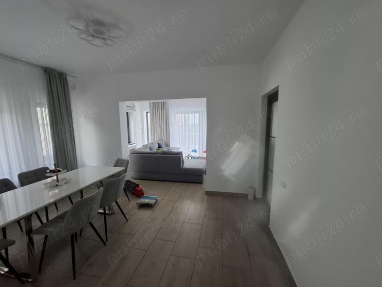 Casă cu 3 camere în Schitu