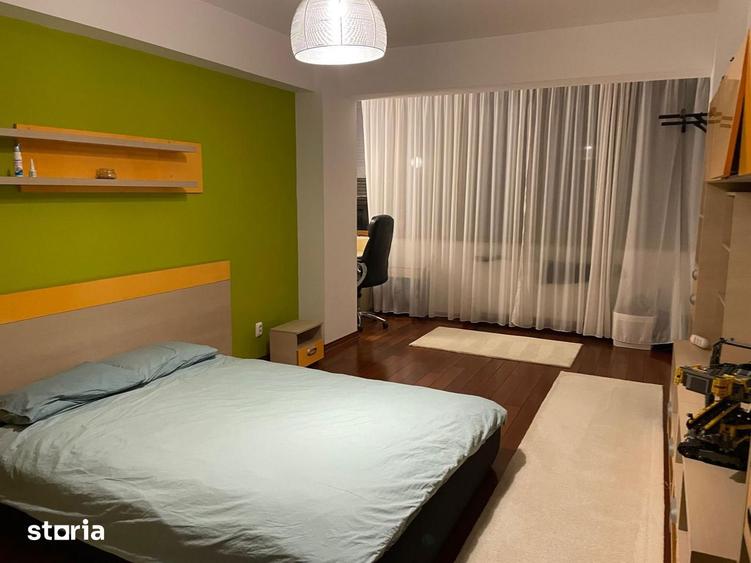 Apartament cu 3 camere, mobilat în Titan