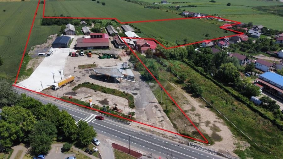 Teren Construcții intravilan de 73351 mp, în Sud