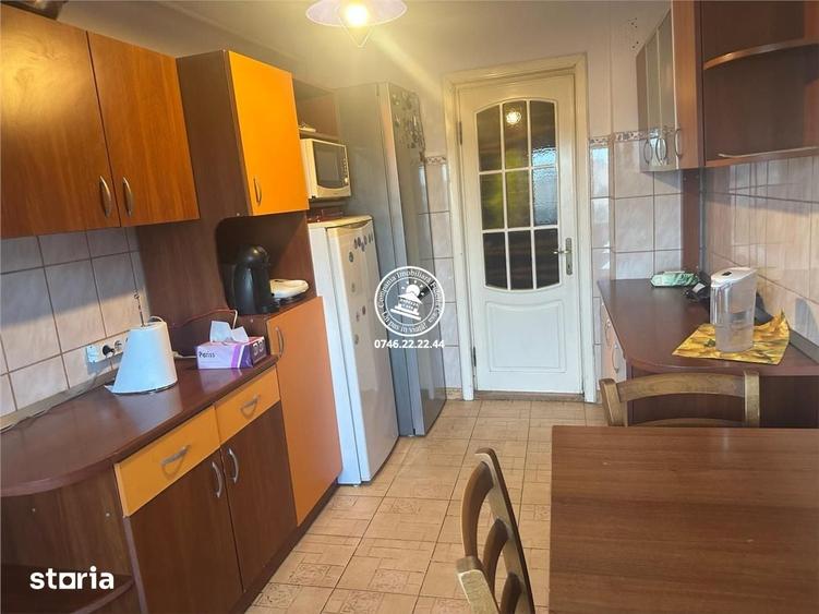 Apartament cu 4 camere decomandat, mobilat în Păcurari