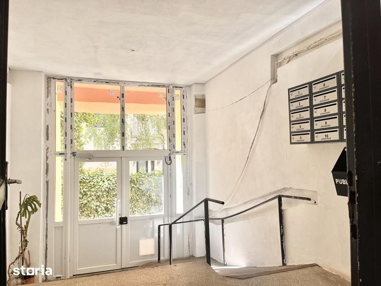 Apartament cu 3 camere în Centrul Civic