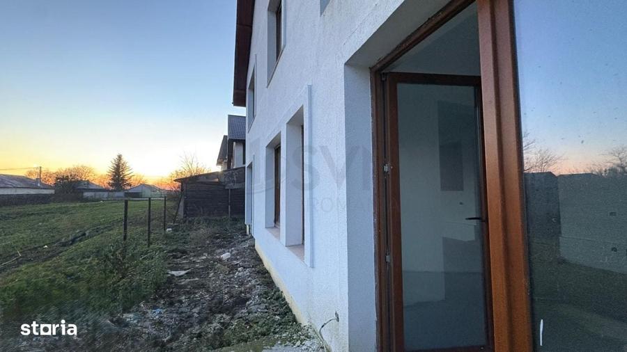 Casă cu 4 camere în Dimieni