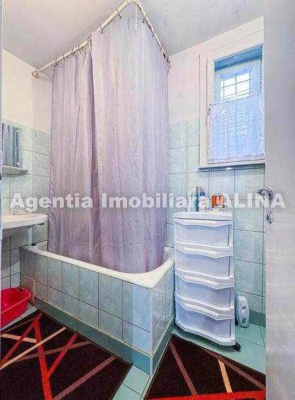 Casă cu 2 camere cu Teren 2086 Mp în Sântuhalm