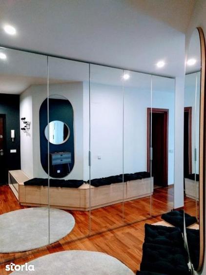 Apartament cu 4 camere decomandat, mobilat în Central