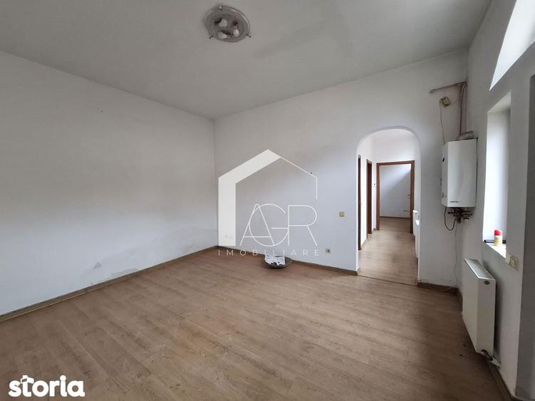 Casă cu 4 camere cu Teren 234 Mp în Transilvaniei